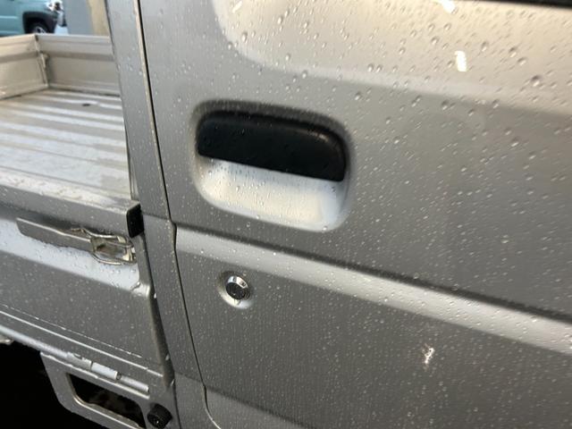 キャリイトラック KCエアコン・パワステ 4WD 届出済未使用車 衝突被害軽減ブレーキ クリアランスソナー アイドリングストップ 横滑り防止装置 キーレスエントリー オートライト エアコン 運転席エアバック 助手席エアバック(22枚目)