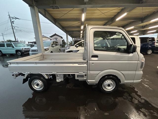 キャリイトラック KCエアコン・パワステ 4WD 届出済未使用車 衝突被害軽減ブレーキ クリアランスソナー アイドリングストップ 横滑り防止装置 キーレスエントリー オートライト エアコン 運転席エアバック 助手席エアバック(24枚目)