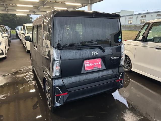 タント カスタムＸ　ナビ付　アルミホイール　盗難防止システム　両側電動スライドドア　プッシュスタート　クリアランスソナー　アイドリングストップ　衝突被害軽減ブレーキ　横滑り防止装置　オートエアコン　オートライト（11枚目）