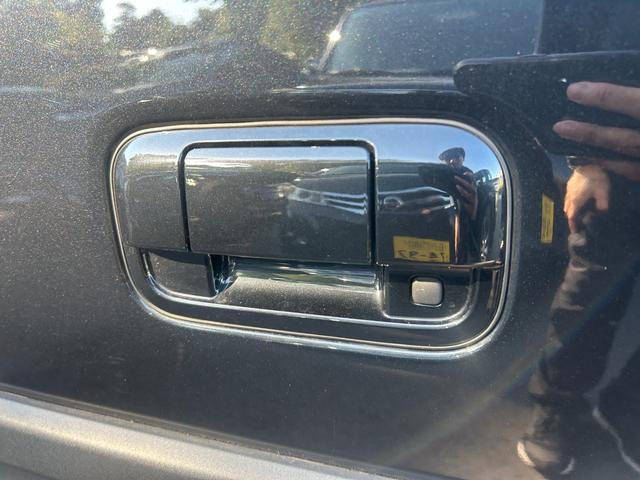 ご覧頂きまして誠に有難うございます！！是非ご来店して頂き、実際にご覧になって頂ければと思います。お客様からのご連絡をスタッフ一同、心よりお待ちしております