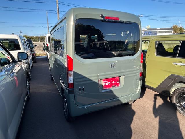 ご覧頂きまして誠に有難うございます!!是非ご来店して頂き、実際にご覧になって頂ければと思います。お客様からのご連絡をスタッフ一同、心よりお待ちしております