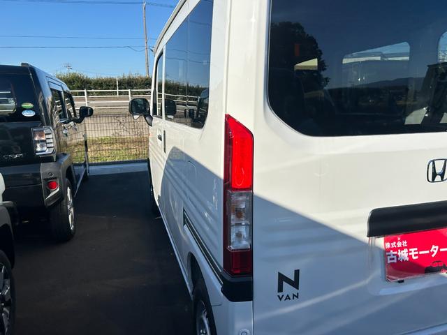 ご覧頂きまして誠に有難うございます！！是非ご来店して頂き、実際にご覧になって頂ければと思います。お客様からのご連絡をスタッフ一同、心よりお待ちしております