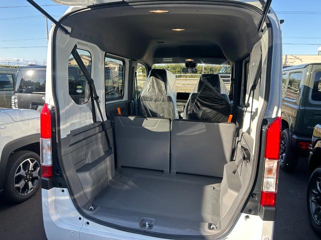 ご覧頂きまして誠に有難うございます！！是非ご来店して頂き、実際にご覧になって頂ければと思います。お客様からのご連絡をスタッフ一同、心よりお待ちしております