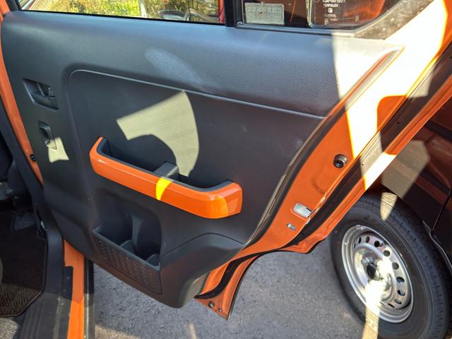 ハスラー Ｘ　ナビ　ＴＶ　盗難防止システム　アルミホイール　シートヒーター　衝突被害軽減ブレーキ　アイドリングストップ　横滑り防止装置　オートエアコン　オートライト　プッシュスタート　スマートキー　電動格納ミラー（30枚目）