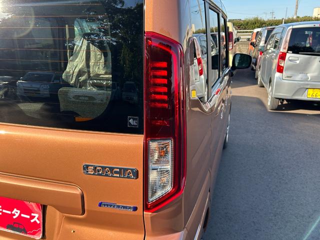 スペーシア ハイブリッドX 届出済未使用車 両側電動スライドドア LEDヘッドランプ シートヒーター 衝突被害軽減ブレーキ アイドリングストップ 横滑り防止装置 プッシュスタート スマートキー オートエアコン オートライト(15枚目)
