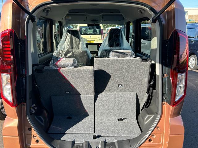 スペーシア ハイブリッドX 届出済未使用車 両側電動スライドドア LEDヘッドランプ シートヒーター 衝突被害軽減ブレーキ アイドリングストップ 横滑り防止装置 プッシュスタート スマートキー オートエアコン オートライト(16枚目)