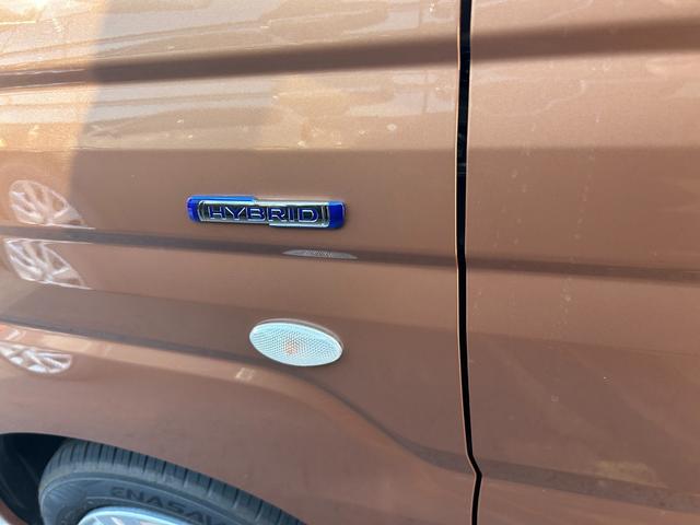 スペーシア ハイブリッドX 届出済未使用車 両側電動スライドドア LEDヘッドランプ シートヒーター 衝突被害軽減ブレーキ アイドリングストップ 横滑り防止装置 プッシュスタート スマートキー オートエアコン オートライト(22枚目)