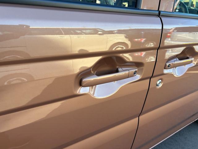 スペーシア ハイブリッドX 届出済未使用車 両側電動スライドドア LEDヘッドランプ シートヒーター 衝突被害軽減ブレーキ アイドリングストップ 横滑り防止装置 プッシュスタート スマートキー オートエアコン オートライト(26枚目)