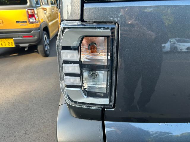 タフト X 届出済未使用車 バックカメラ LEDヘッドランプ 衝突被害軽減ブレーキ アイドリングストップ 横滑り防止装置 クリアランスソナー プッシュスタート オートエアコン オートライト サンルーフ(12枚目)