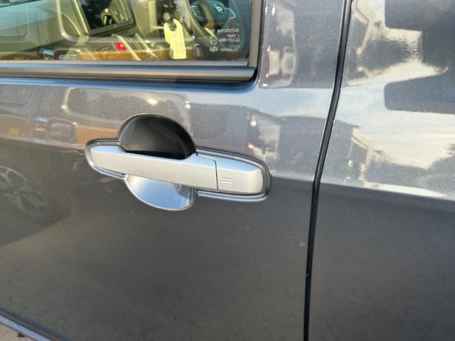 タフト X 届出済未使用車 バックカメラ LEDヘッドランプ 衝突被害軽減ブレーキ アイドリングストップ 横滑り防止装置 クリアランスソナー プッシュスタート オートエアコン オートライト サンルーフ(22枚目)