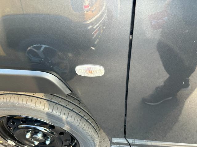 タフト X 届出済未使用車 バックカメラ LEDヘッドランプ 衝突被害軽減ブレーキ アイドリングストップ 横滑り防止装置 クリアランスソナー プッシュスタート オートエアコン オートライト サンルーフ(24枚目)