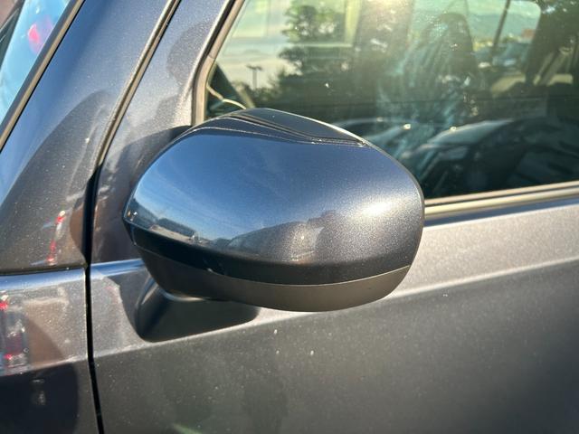 タフト X 届出済未使用車 バックカメラ LEDヘッドランプ 衝突被害軽減ブレーキ アイドリングストップ 横滑り防止装置 クリアランスソナー プッシュスタート オートエアコン オートライト サンルーフ(25枚目)