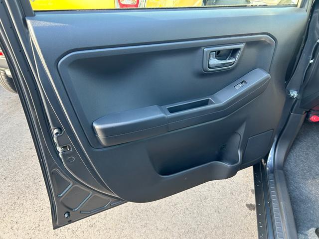 タフト X 届出済未使用車 バックカメラ LEDヘッドランプ 衝突被害軽減ブレーキ アイドリングストップ 横滑り防止装置 クリアランスソナー プッシュスタート オートエアコン オートライト サンルーフ(26枚目)