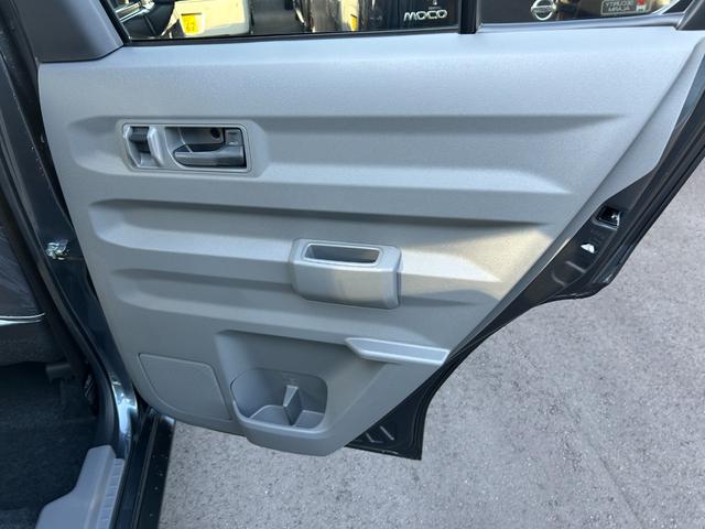 タフト X 届出済未使用車 バックカメラ LEDヘッドランプ 衝突被害軽減ブレーキ アイドリングストップ 横滑り防止装置 クリアランスソナー プッシュスタート オートエアコン オートライト サンルーフ(36枚目)