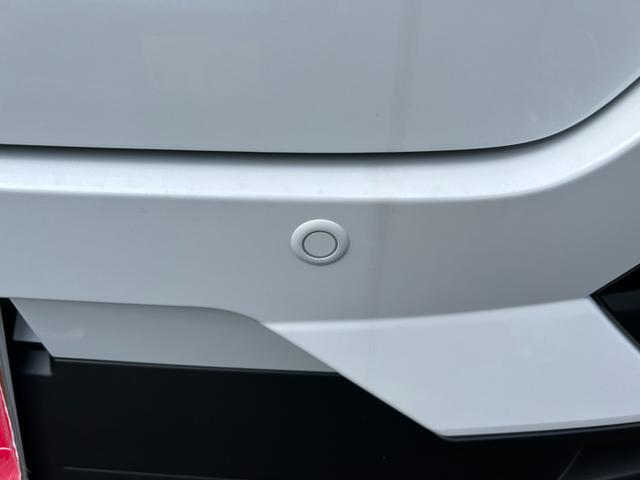 ロッキー X 登録済未使用車 アルミホイール 盗難防止システム 衝突被害軽減ブレーキ アイドリングストップ 横滑り防止装置 クリアランスソナー オートエアコン オートライト プッシュスタート 電動格納ミラー(13枚目)