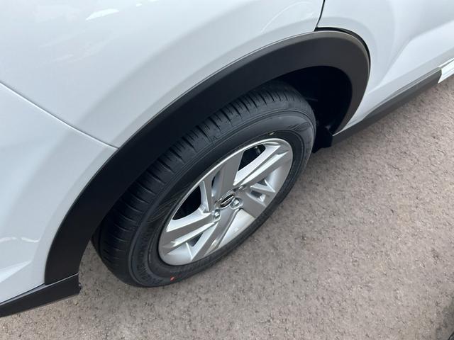 ロッキー X 登録済未使用車 アルミホイール 盗難防止システム 衝突被害軽減ブレーキ アイドリングストップ 横滑り防止装置 クリアランスソナー オートエアコン オートライト プッシュスタート 電動格納ミラー(22枚目)