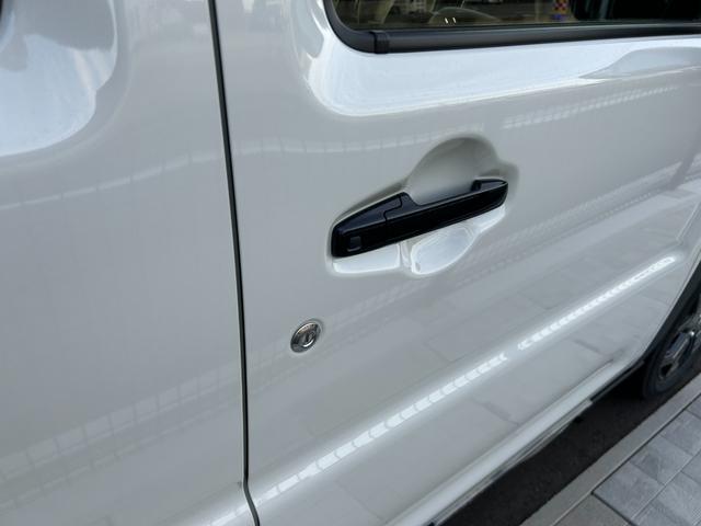 ハスラー タフワイルド　届出済未使用車　シートヒーター　アルミホイール　ルーフレール　クルーズコントロール　衝突被害軽減ブレーキ　レーンアシスト　アイドリングストップ　横滑り防止装置　クリアランスソナー　オートエアコン（28枚目）