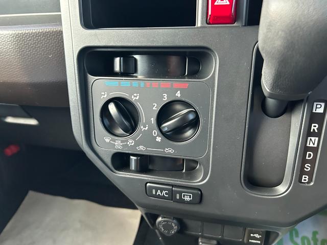 トール Ｘ　登録済未使用車　ディスプレイオーディオ　バックカメラ　エアコン　片側電動スライドドア　プッシュスタート　衝突被害軽減ブレーキ　アイドリングストップ　クリアランスソナー　横滑り防止装置　電動格納ミラー（32枚目）