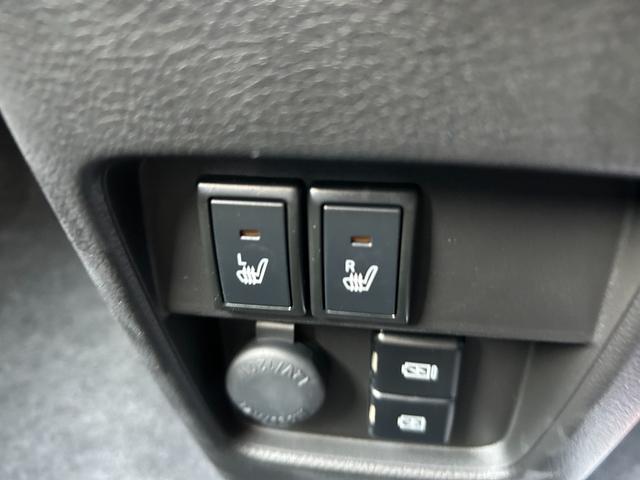 ご覧頂きまして誠に有難うございます！！是非ご来店して頂き、実際にご覧になって頂ければと思います。お客様からのご連絡をスタッフ一同、心よりお待ちしております