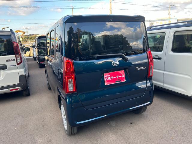 タント L 衝突被害軽減ブレーキ アイドリングストップ クリアランスソナー 横滑り防止装置 盗難防止システム 両側スライドドア オートエアコン オートライト プッシュスタート スマートキー 電動格納ミラー(10枚目)