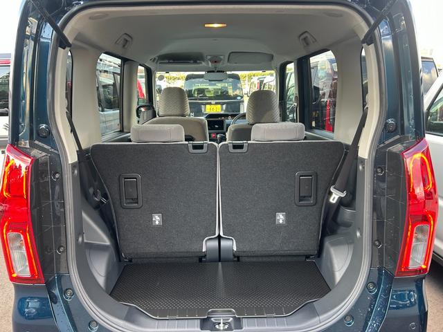 タント L 衝突被害軽減ブレーキ アイドリングストップ クリアランスソナー 横滑り防止装置 盗難防止システム 両側スライドドア オートエアコン オートライト プッシュスタート スマートキー 電動格納ミラー(16枚目)