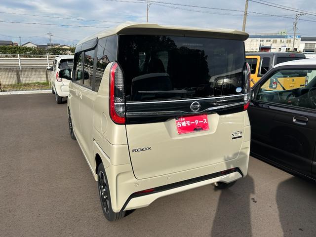 ルークス ハイウェイスター X 4WD 全方位ナビ 片側電動スライドドア アルミホイール シートヒーター 衝突被害軽減ブレーキ アイドリングストップ オートエアコン オートライト プッシュスタート スマートキー 電動格納ミラー(10枚目)