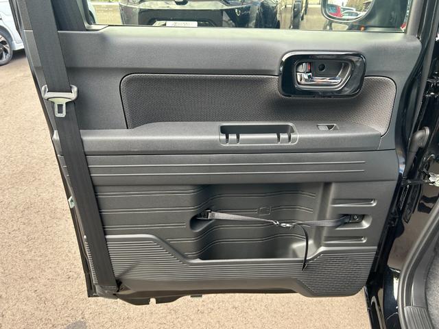 Ｎ－ＶＡＮ ファン　届出済未使用車　両側スライドドア　バックカメラ　クルーズコントロール　衝突被害軽減ブレーキ　レーンアシスト　クリアランスソナー　横滑り防止装置　オートエアコン　プッシュスタート　スマートキー（22枚目）