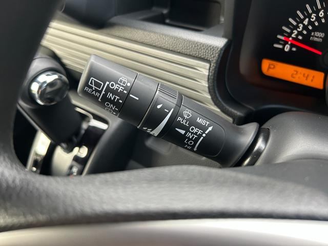 Ｎ－ＶＡＮ ファン　届出済未使用車　両側スライドドア　バックカメラ　クルーズコントロール　衝突被害軽減ブレーキ　レーンアシスト　クリアランスソナー　横滑り防止装置　オートエアコン　プッシュスタート　スマートキー（36枚目）