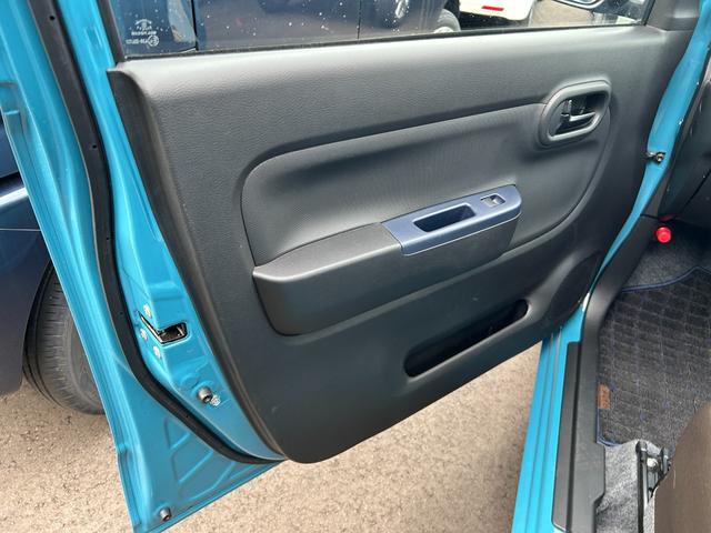 アルト Ｌ　４ＷＤ　ディスプレイオーディオ　バックカメラ　シートヒーター　アイドリングストップ　衝突被害軽減ブレーキ　横滑り防止装置　レーンアシスト　クリアランスソナー　エアコン　オートライト　キーレスエントリー（23枚目）