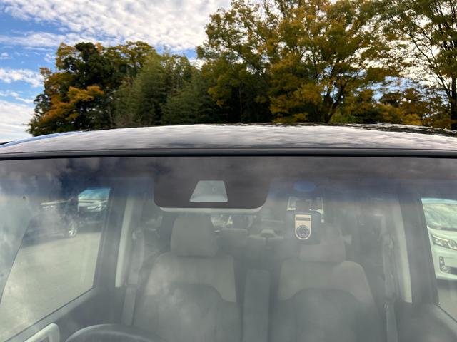 N-BOX G・Lホンダセンシング ナビ シートヒーター ETC 片側電動スライドドア バックカメラ アイドリングストップ 衝突被害軽減ブレーキ クルーズコントロール プッシュスタート スマートキー オートエアコン オートライト(6枚目)