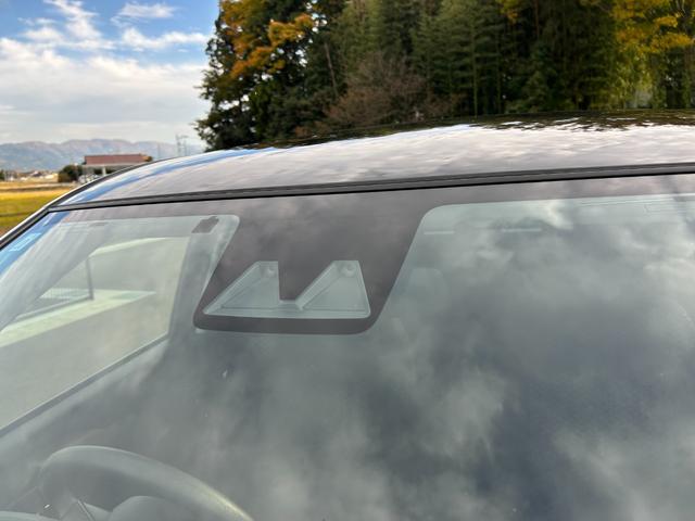 ライズ Ｘ　ディスプレイオーディオ　バックカメラ　盗難防止システム　アイドリングストップ　衝突被害軽減ブレーキ　クリアランスソナー　横滑り防止装置　プッシュスタート　スマートキー　エアコン　オートライト（7枚目）