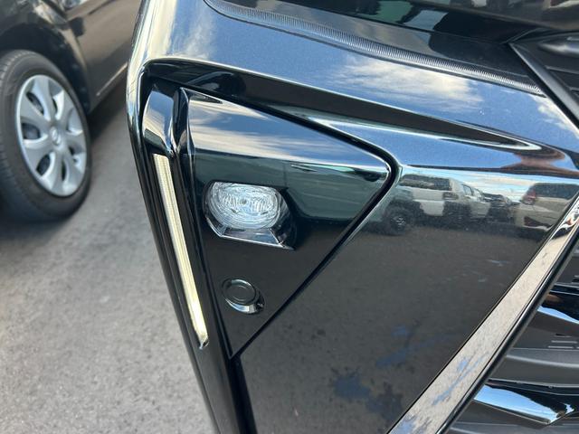 タント カスタムＸ　届出済未使用車　アルミホイール　シートヒーター　両側電動スライドドア　衝突被害軽減ブレーキ　アイドリングストップ　横滑り防止装置　クリアランスソナー　盗難防止システム　オートエアコン　プッシュスタート（7枚目）