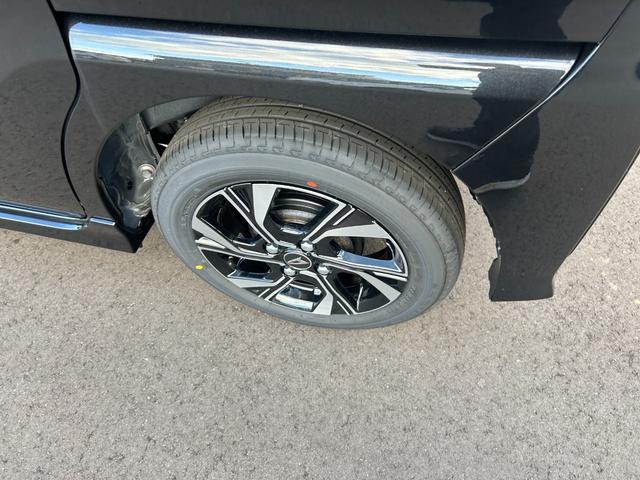 タント カスタムＸ　届出済未使用車　アルミホイール　シートヒーター　両側電動スライドドア　衝突被害軽減ブレーキ　アイドリングストップ　横滑り防止装置　クリアランスソナー　盗難防止システム　オートエアコン　プッシュスタート（19枚目）