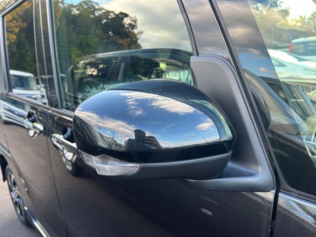 タント カスタムＸ　届出済未使用車　アルミホイール　シートヒーター　両側電動スライドドア　衝突被害軽減ブレーキ　アイドリングストップ　横滑り防止装置　クリアランスソナー　盗難防止システム　オートエアコン　プッシュスタート（30枚目）