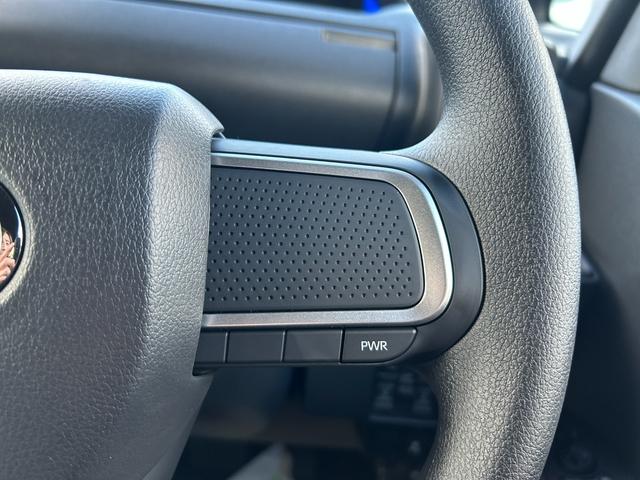 タント カスタムＸ　届出済未使用車　アルミホイール　シートヒーター　両側電動スライドドア　衝突被害軽減ブレーキ　アイドリングストップ　横滑り防止装置　クリアランスソナー　盗難防止システム　オートエアコン　プッシュスタート（37枚目）