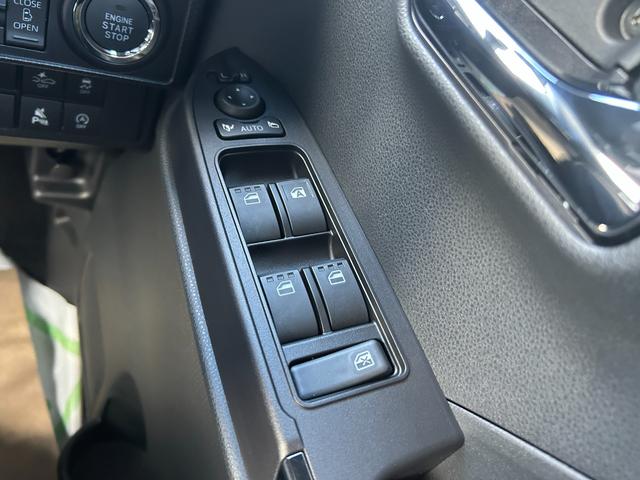 タント カスタムＸ　届出済未使用車　アルミホイール　シートヒーター　両側電動スライドドア　衝突被害軽減ブレーキ　アイドリングストップ　横滑り防止装置　クリアランスソナー　盗難防止システム　オートエアコン　プッシュスタート（43枚目）