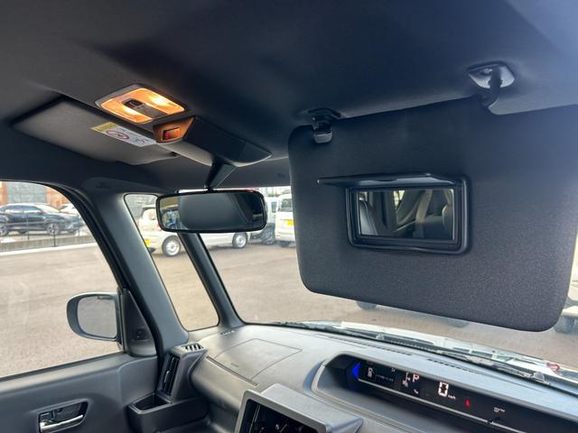 タント カスタムＸ　届出済未使用車　アルミホイール　シートヒーター　両側電動スライドドア　衝突被害軽減ブレーキ　アイドリングストップ　横滑り防止装置　クリアランスソナー　盗難防止システム　オートエアコン　プッシュスタート（45枚目）