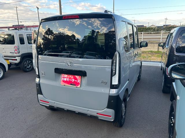 N-BOXジョイ 届出済未使用車 両側電動スライドドア シートヒーター 衝突被害軽減ブレーキ アイドリングストップ 横滑り防止装置 クルーズコントロール プッシュスタート スマートキー オートエアコン オートライト(8枚目)