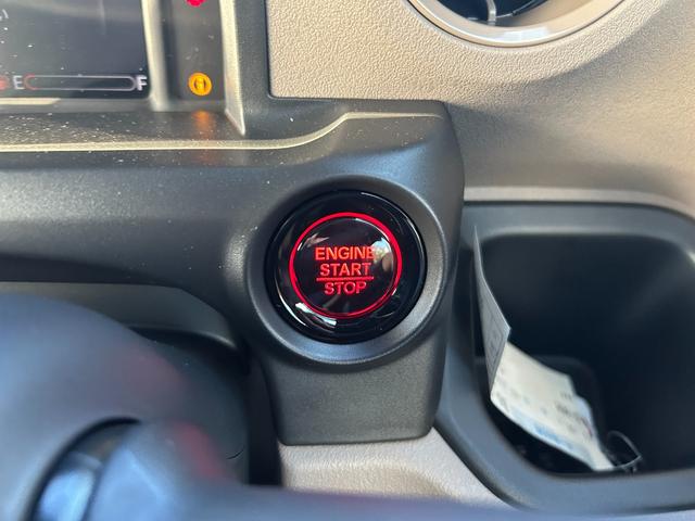 N-BOXジョイ 届出済未使用車 両側電動スライドドア シートヒーター 衝突被害軽減ブレーキ アイドリングストップ 横滑り防止装置 クルーズコントロール プッシュスタート スマートキー オートエアコン オートライト(37枚目)