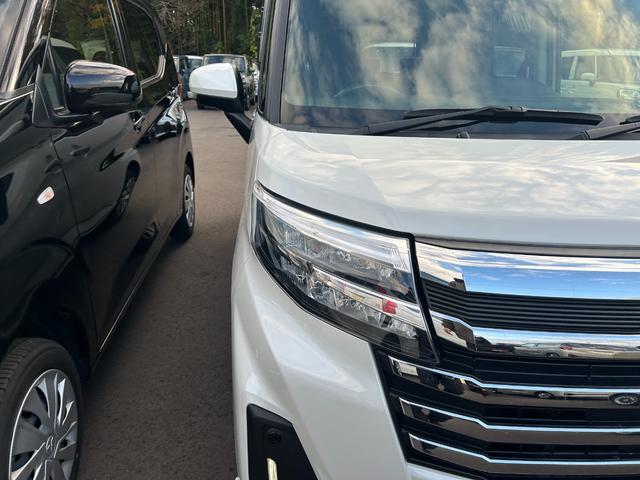 ルーミー カスタムG 両側電動スライドドア シートヒーター アルミホイール 衝突被害軽減ブレーキ アイドリングストップ クリアランスソナー オートエアコン オートライト プッシュスタート スマートキー 電動格納ミラー(4枚目)