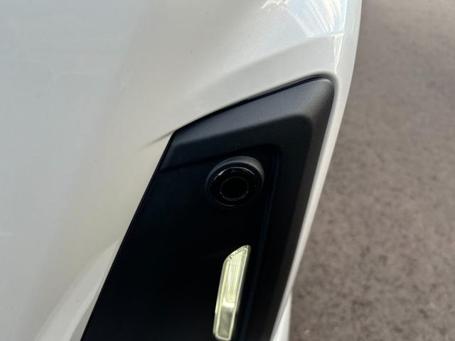 ルーミー カスタムG 両側電動スライドドア シートヒーター アルミホイール 衝突被害軽減ブレーキ アイドリングストップ クリアランスソナー オートエアコン オートライト プッシュスタート スマートキー 電動格納ミラー(6枚目)