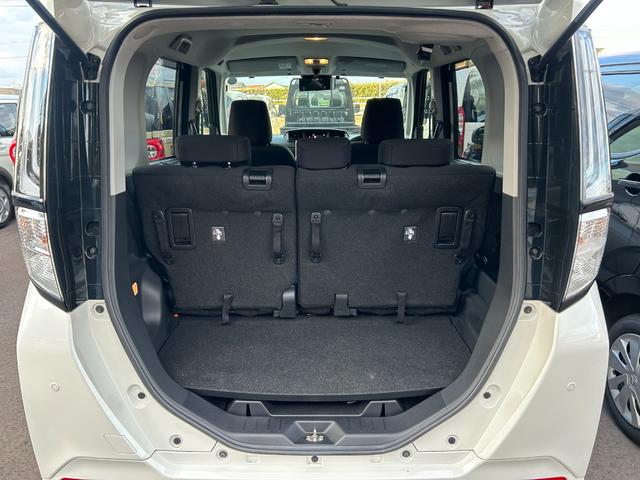 ルーミー カスタムG 両側電動スライドドア シートヒーター アルミホイール 衝突被害軽減ブレーキ アイドリングストップ クリアランスソナー オートエアコン オートライト プッシュスタート スマートキー 電動格納ミラー(15枚目)