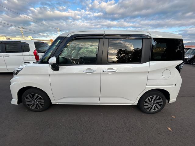 ルーミー カスタムG 両側電動スライドドア シートヒーター アルミホイール 衝突被害軽減ブレーキ アイドリングストップ クリアランスソナー オートエアコン オートライト プッシュスタート スマートキー 電動格納ミラー(23枚目)