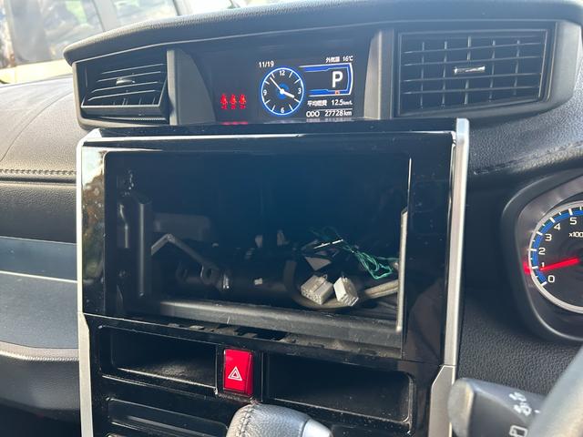 ルーミー カスタムG 両側電動スライドドア シートヒーター アルミホイール 衝突被害軽減ブレーキ アイドリングストップ クリアランスソナー オートエアコン オートライト プッシュスタート スマートキー 電動格納ミラー(30枚目)