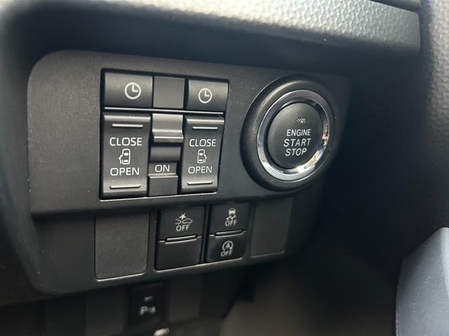 ルーミー カスタムG 両側電動スライドドア シートヒーター アルミホイール 衝突被害軽減ブレーキ アイドリングストップ クリアランスソナー オートエアコン オートライト プッシュスタート スマートキー 電動格納ミラー(38枚目)