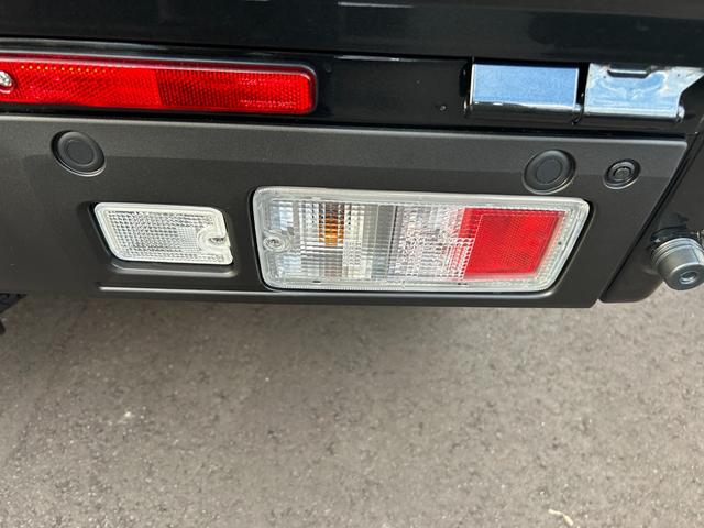 ハイゼットトラック ジャンボエクストラ　４ＷＤ　届出済未使用車　衝突被害軽減ブレーキ　アイドリングストップ　横滑り防止装置　クリアランスソナー　エアコン　オートライト　プッシュスタート　スマートキー　電動格納ミラー　パワーウィンドウ（14枚目）