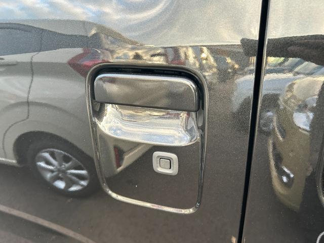 ハイゼットトラック ジャンボエクストラ　４ＷＤ　届出済未使用車　衝突被害軽減ブレーキ　アイドリングストップ　横滑り防止装置　クリアランスソナー　エアコン　オートライト　プッシュスタート　スマートキー　電動格納ミラー　パワーウィンドウ（20枚目）