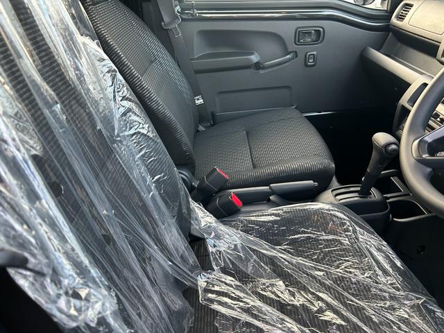 ハイゼットトラック ジャンボエクストラ　４ＷＤ　届出済未使用車　衝突被害軽減ブレーキ　アイドリングストップ　横滑り防止装置　クリアランスソナー　エアコン　オートライト　プッシュスタート　スマートキー　電動格納ミラー　パワーウィンドウ（37枚目）