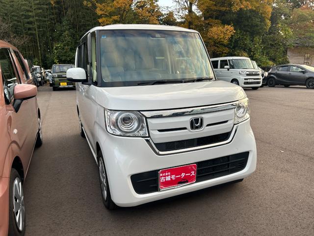 N-BOX G・Lホンダセンシング ナビ バックカメラ アイドリングストップ クルーズコントロール 片側電動スライドドア プッシュスタート スマートキー オートエアコン オートライト 電動格納ミラー パワーウィンドウ(3枚目)