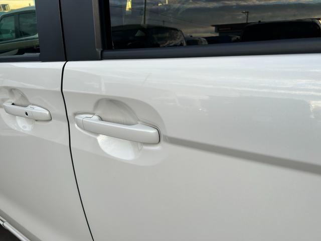 N-BOX G・Lホンダセンシング ナビ バックカメラ アイドリングストップ クルーズコントロール 片側電動スライドドア プッシュスタート スマートキー オートエアコン オートライト 電動格納ミラー パワーウィンドウ(19枚目)